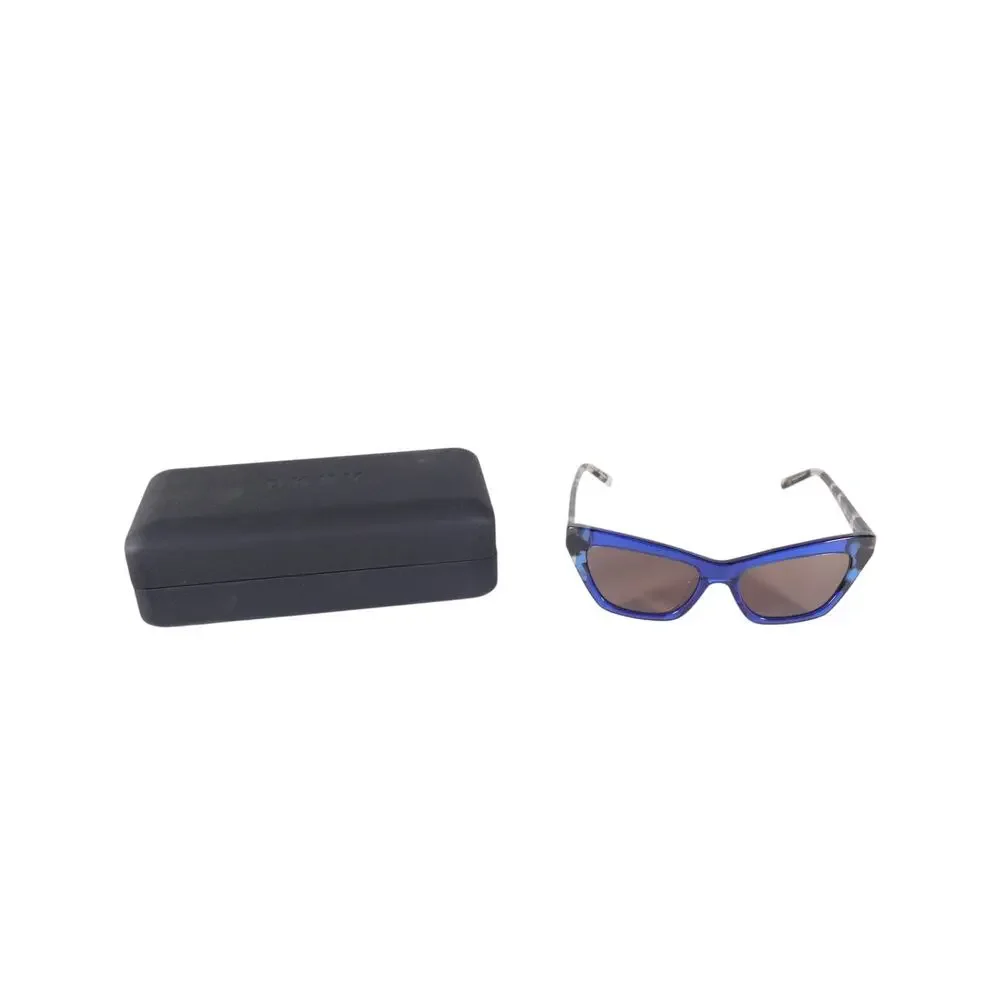 DKNY Narrow Cat Eye Womens Sunglasses–Cobalt Blue/Bone Tortoise–Retro Chic–NWT